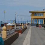 Набережная пляжа Огонек центр старого Адле