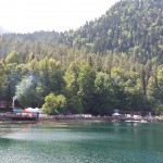 Фотография горного озера Рица в Абхазии