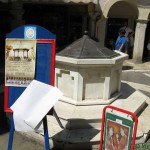 Колодец- знаковое место старого города, один из вариантов прохода к собору Спиридона Тримифунтского